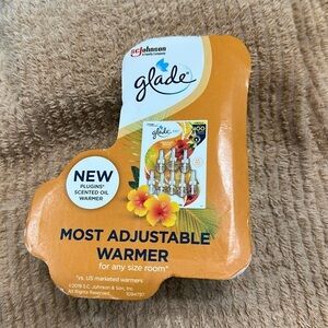 Glade PlugIns Scented Oil Warmer   Home Decor.